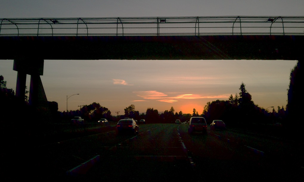 20130630 1. ChemTrail Clouds Over SFBay from I580 near Livermore - IMAG0167