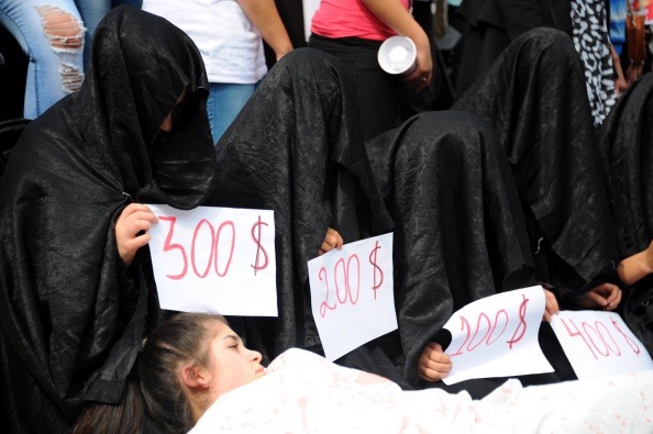 Pic 1. yazidi-women bundled for Market (slave)